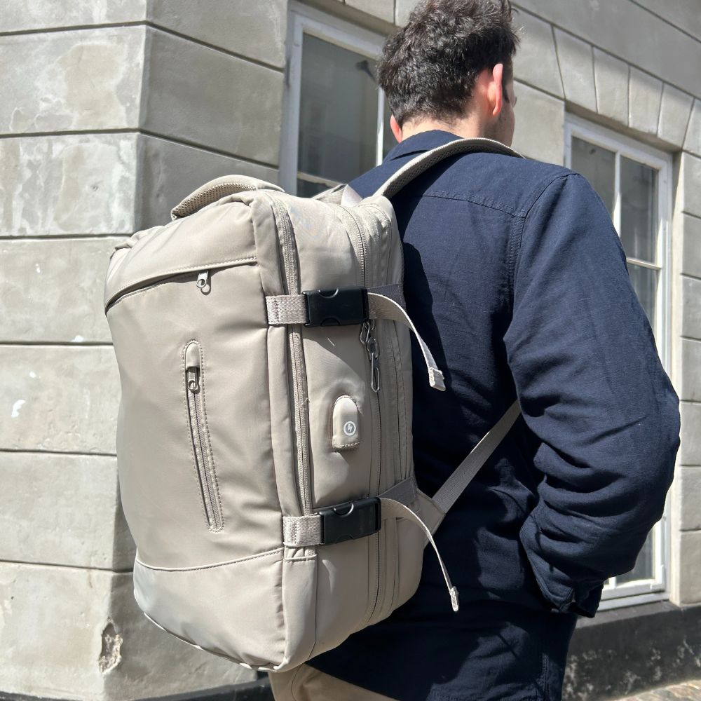 Baggr Nomad Travel backpack